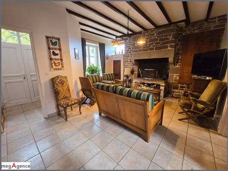 vente maison 7 pièces 130 m² à cérences (50510)  366 000 €