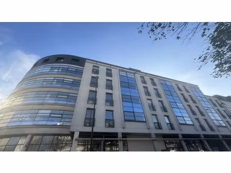 location local professionnel 220m² orleans 45000