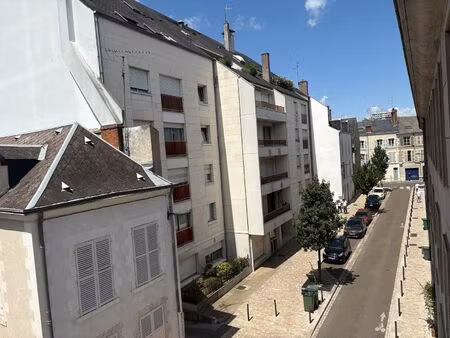 location local professionnel 350m² orleans 45000