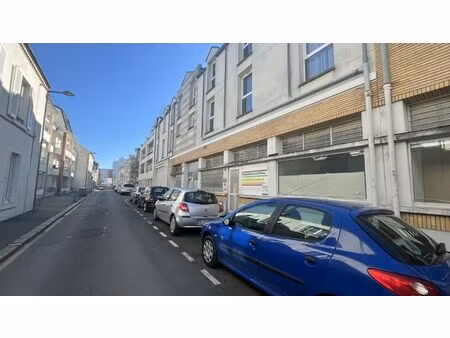 location local professionnel 861m² orleans 45000