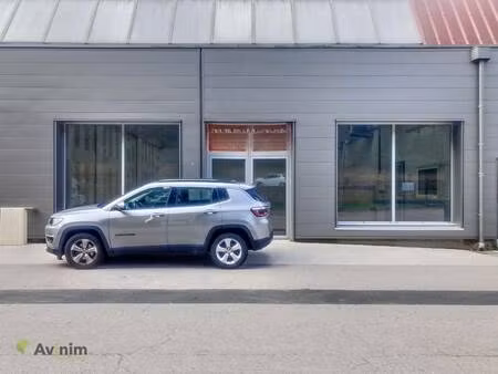 local commercial à louer