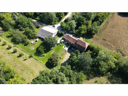 ancien moulin réhabilité de caractère aux portes du lac du d