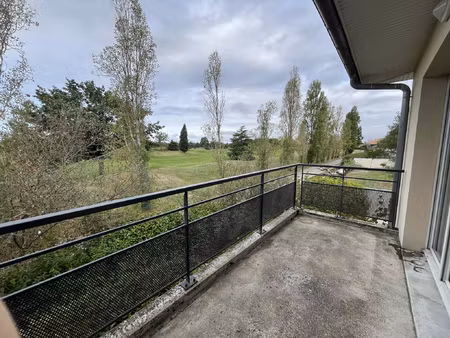 golf de seilh  au calme vue golf t3 65 48m2