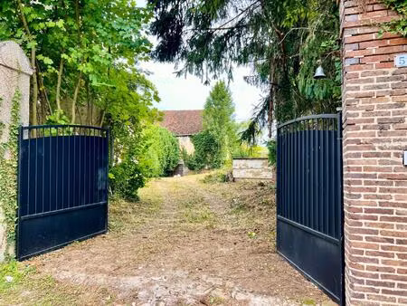 maison de village en partie rénovée......