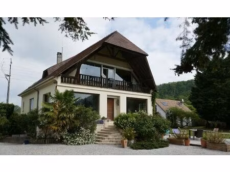 maison de caractère de 230 m² à acquigny