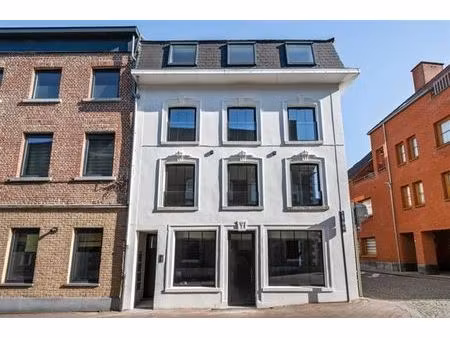 commerce - rez-de-chausée