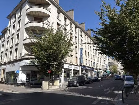 local commercial à louer