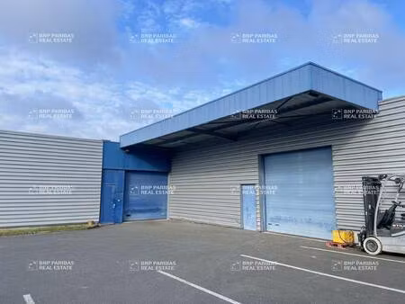 local d'activités à vendre