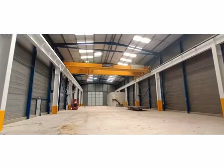 local d'activite - entrepot a louer