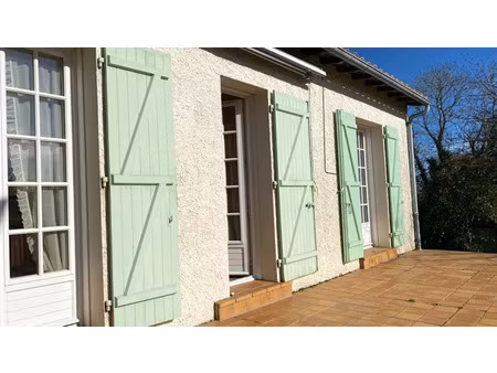 vente maison 6 pièces 150 m² à saint-gelais (79410)  196 000 €