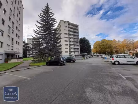 parking à louer 11 m² - jacob-bellecombette (73) - 36€