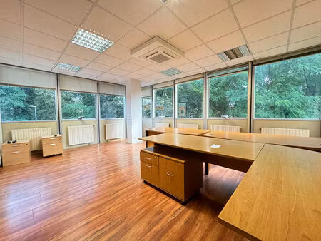 achat local industriel 230m²