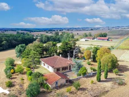 vente maison 6 pièces 195 m² à nougaroulet (32270)  249 200 €