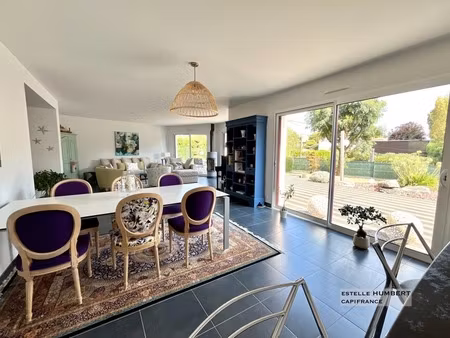 maison à vendre 6 chambres  223m2