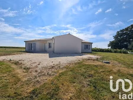 vente maison aux essards (17250) : à vendre / 132m² les essards