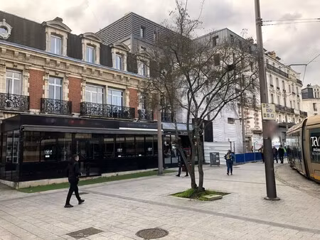 location local commercial 316m² orleans 45000