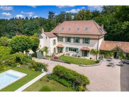 manoir à vendre à noyers : 1 900 000 € | 864m²