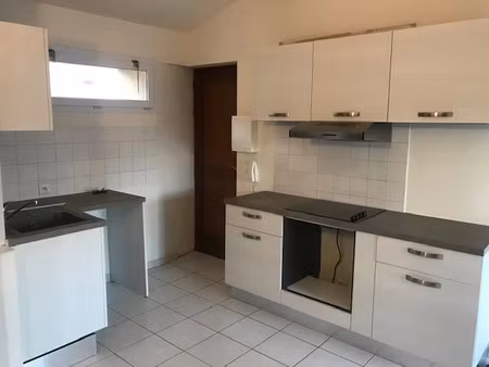 location appartement 2 pièces 38 m² à rognonas (13870)  590 €
