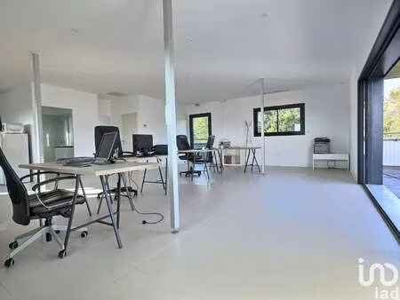 location bureaux et commerces à andernos-les-bains (33510) : à louer / 81m² andernos-les-b