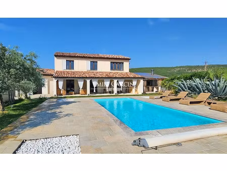 vente maison 7 pièces 264 m² à ongles (04230)  945 000 €