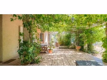 maison contemporaine avec piscine et jardin aix-en-provence (13)