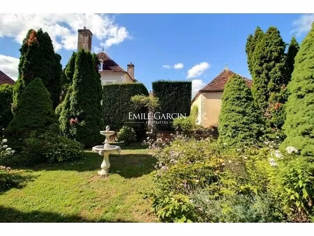 maison de luxe à vendre à saint-sauveur-en-puisaye