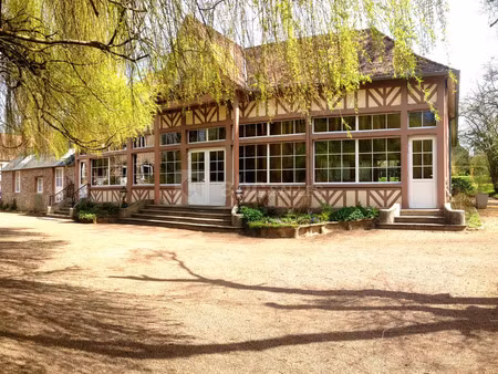 ensemble immobilier gîtes-chambre d'hôtes- événementiel à vendre-23 pièces proche de clecy