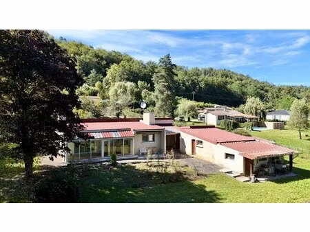 maison de plain-pied de 150 m2 habitables - seix