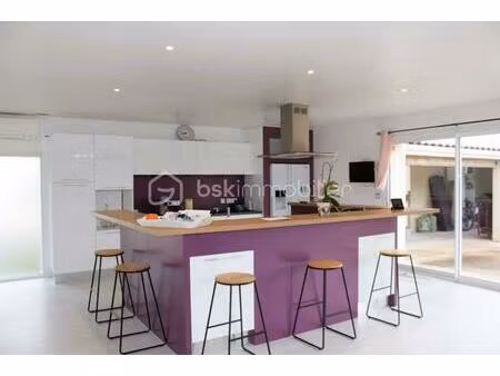 maison de 226 m² à donnezac