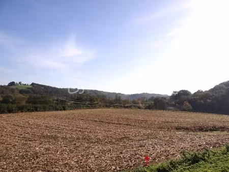 terrain de 1 954 m² à oregue