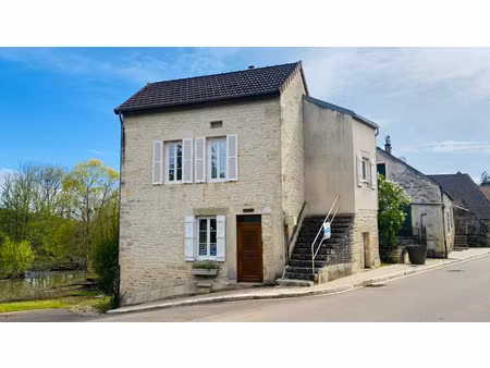 dpt yonne (89)  à vendre massangis charmante maison prête à vivre avec vue sur le serein -