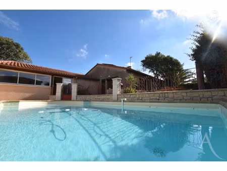 location maison 5 pièces 105.25 m² à tournefeuille (31170)  1 590 €