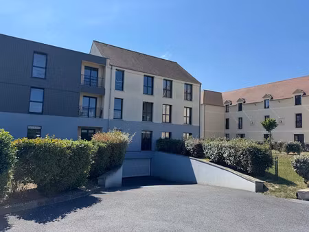 location locaux professionnels 1 pièce 15.15 m² à la chapelle-en-serval (60520)  430 €