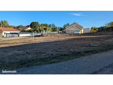 terrain constructible 624 m2 chabons