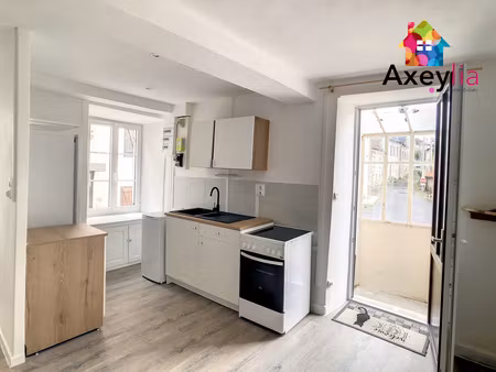 a louer - arfeuilles - 15 min lapalisse - maison de ville 2 chambres