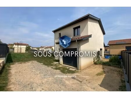 maison récente avec terrasse & garage aux olmes