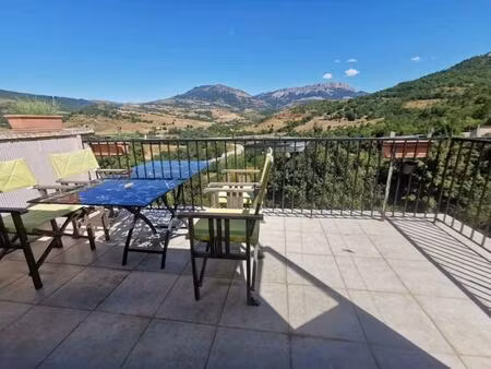 maison de village - 3 appartements indépendants - terrasse vue imprenable et annexes