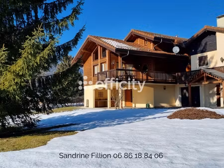 maison 10 pièces - 260 m²