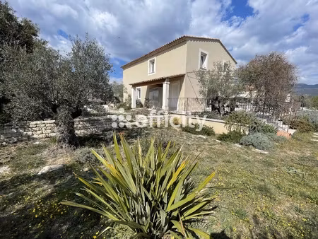 maison 11 pièces - 240 m²