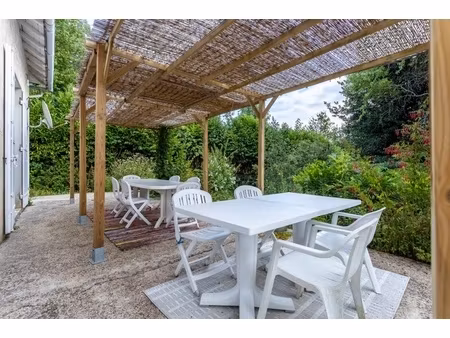 a vendre maison plain-pied 150m2 6 pièces - 4 chambres - hangar 300 m2 - 5660 m2 de terrai