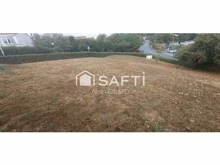 terrain a batir viabilisé centre de pouzauges