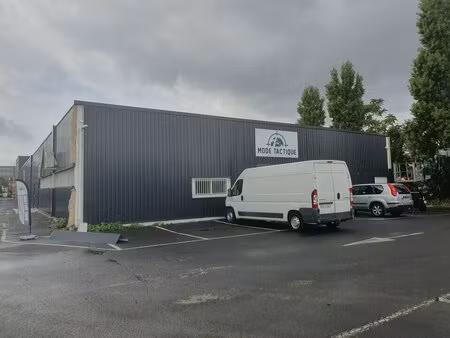 location local commercial 237m² aubiere 63170