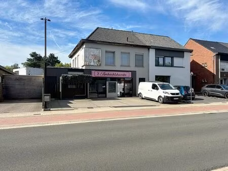 surface commerciale à louer à roeselaarsestraat 339 izegem (rbu24490)