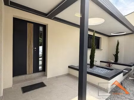 élégance et confort : villa contemporaine à plain-pied