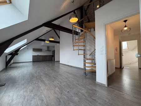 appartement de 113 52 m2 sh au 2 ème étage avec garage en résidence hyper centre