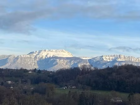 maison dans un cadre champêtre