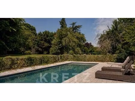 propriété avec piscine et jardin montfort-l'amaury (78)