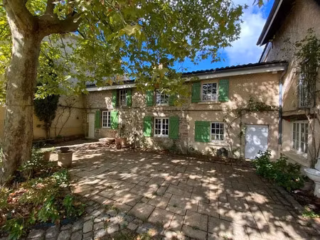 vente maison 8 pièces 258 m² à dommartin (69380)  650 000 €