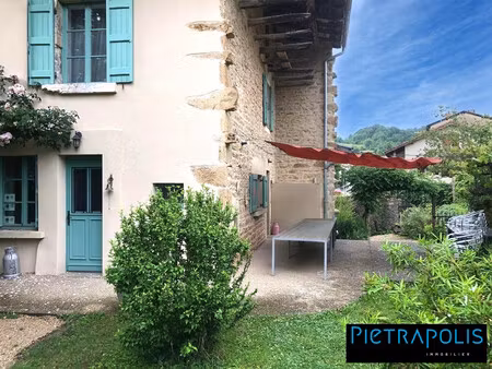 propriété 3 gîtes - 442 m² -