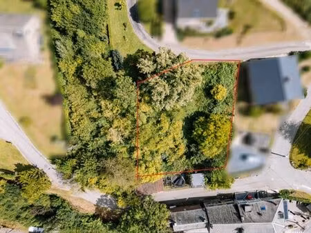 agréable terrain dans le village de coo (stavelot)